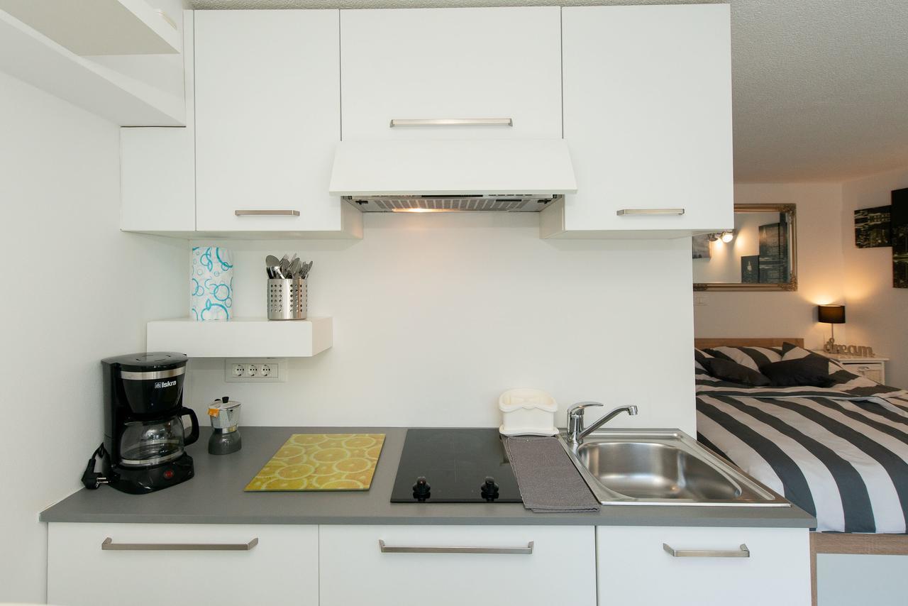Studio City Garden Ровинь Экстерьер фото