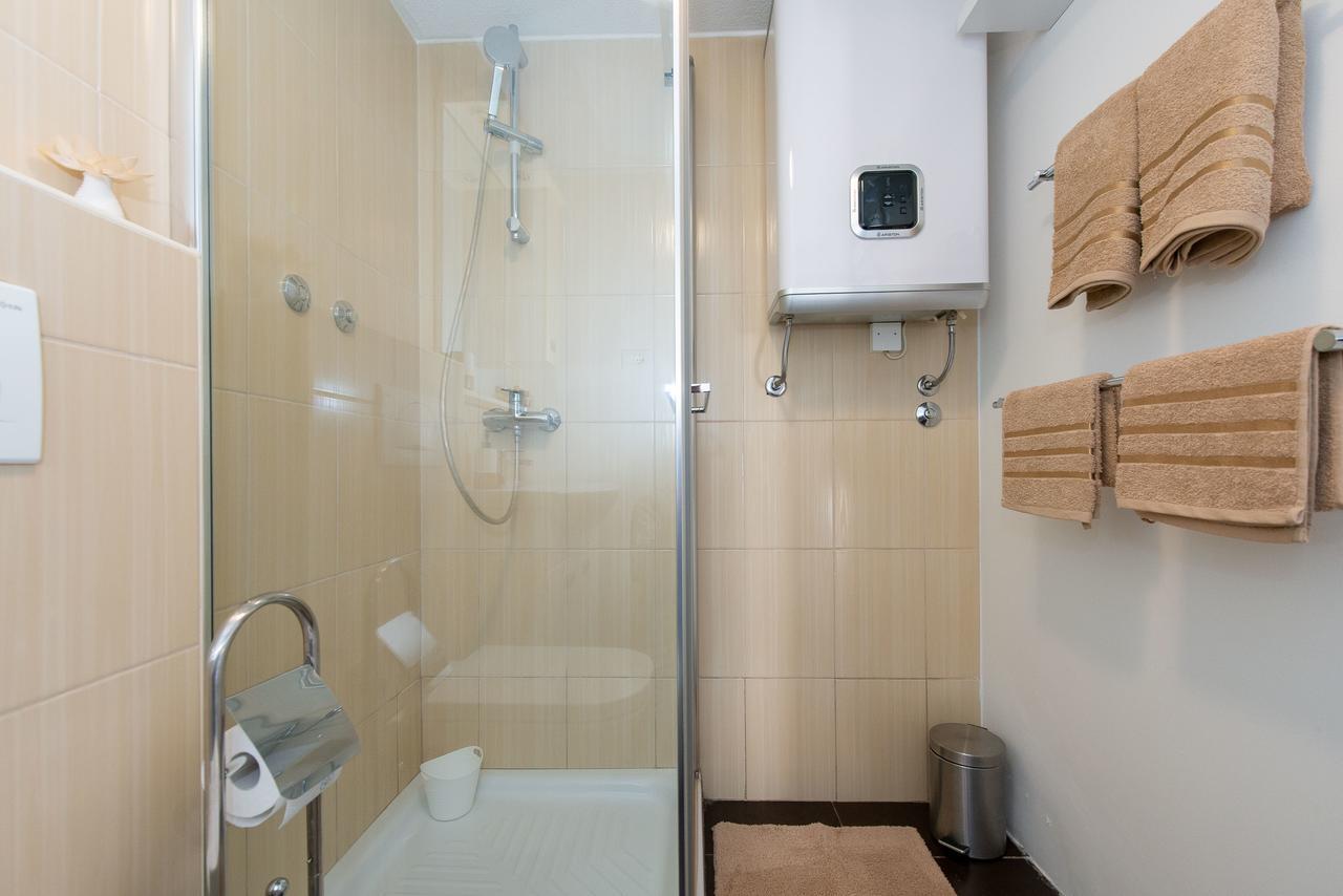 Studio City Garden Ровинь Экстерьер фото